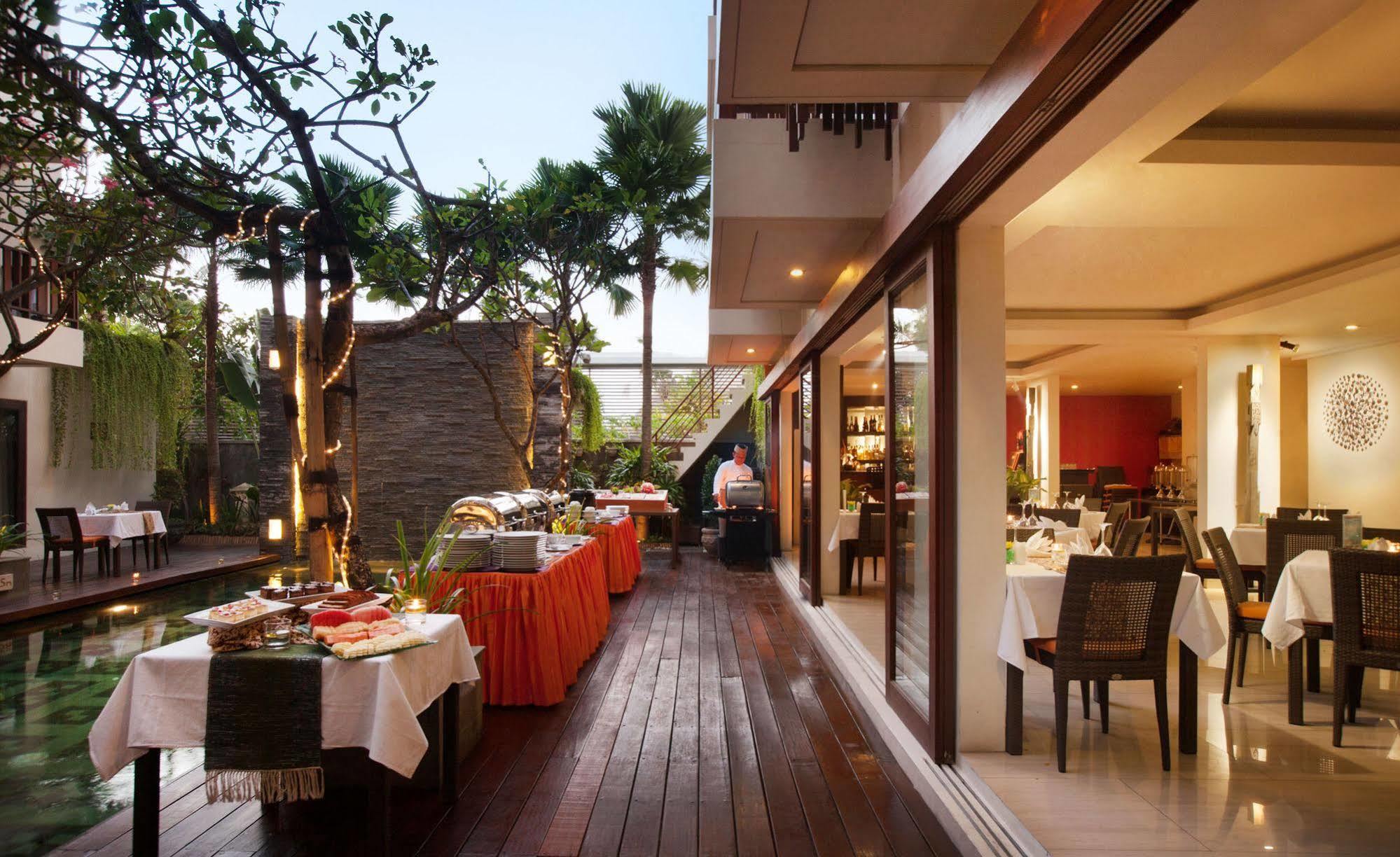 D'Primahotel Seminyak Экстерьер фото