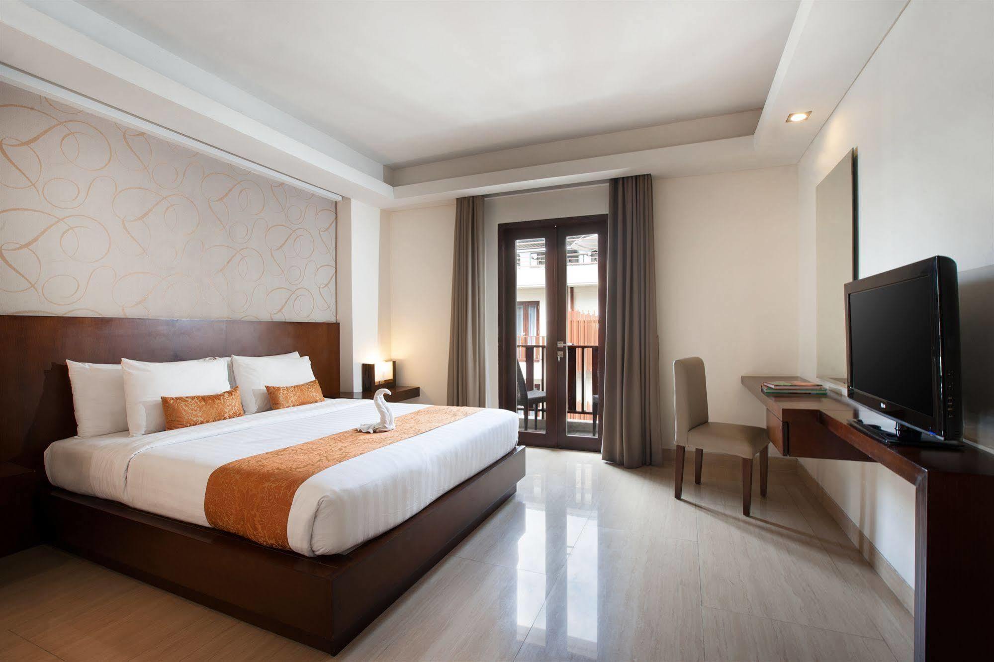 D'Primahotel Seminyak Экстерьер фото